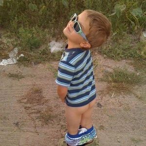 Meet your Posher, Dennis